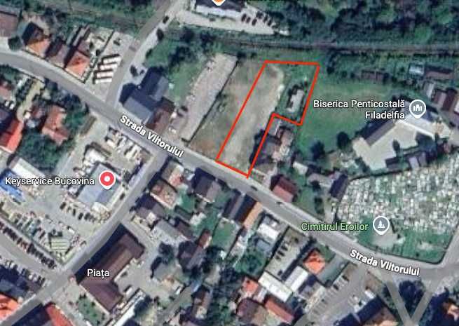 Vand Teren Comercial in centrul orasului!