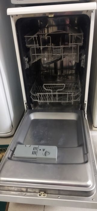Продам посудомоечную машину