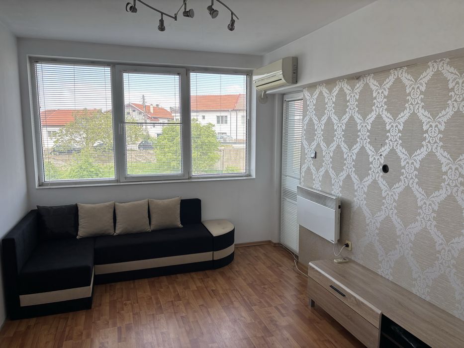 Дава се под наем Двустаен апартамент в Силистра, Изток - 62 кв.м за 228.99 € - Снимка #3