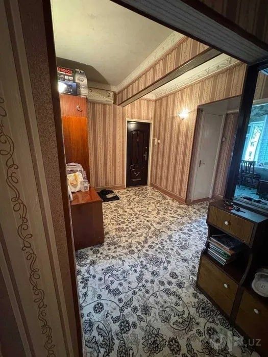 Сергели 5 да 3 ХОНА Квартира  Сотилади!