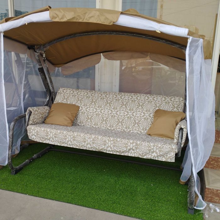 Продаются качели "Ренессанс". производство Россия. В упаковке.