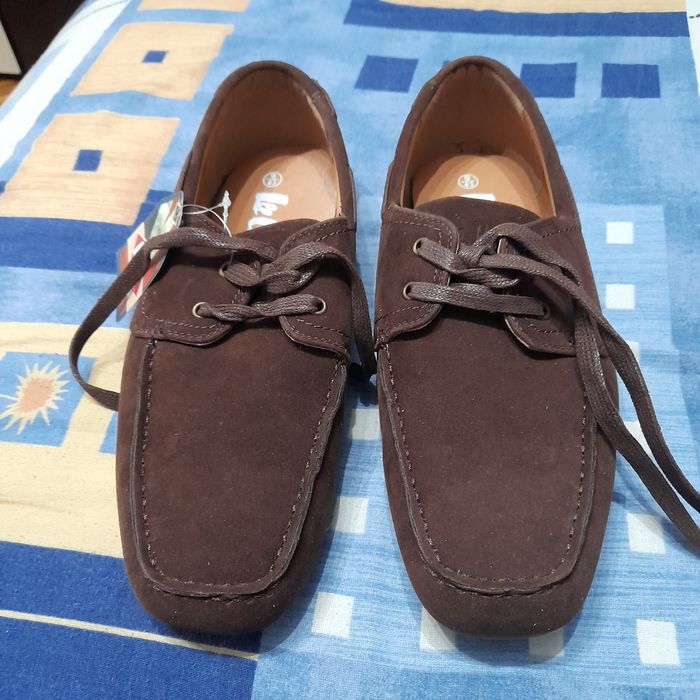 Маратонки Umbro естествена кожа  цена 70 лв. мъжки 43номер