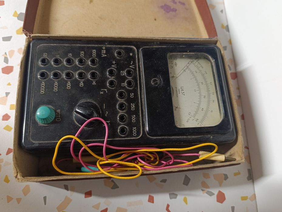 Амперволтомметър Ц-437 от СССР