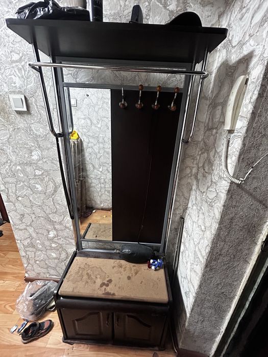 Продается. прихожка