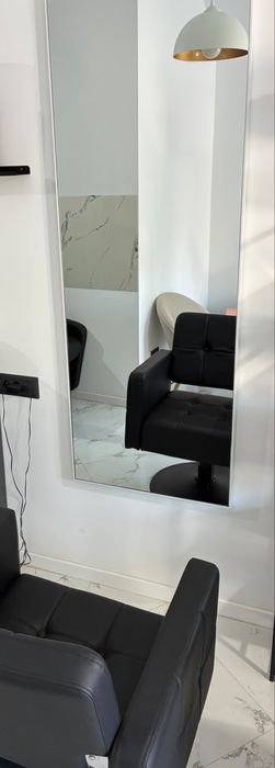 Scaun Frzerie si Coafor + accesorii
