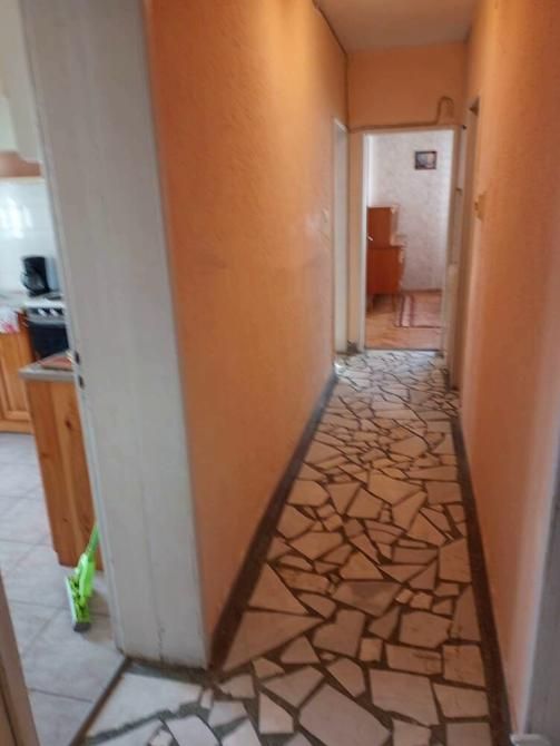 Дава се под наем Тристаен апартамент в София, Младост 4 - 105 кв.м за 675 € - Снимка #9