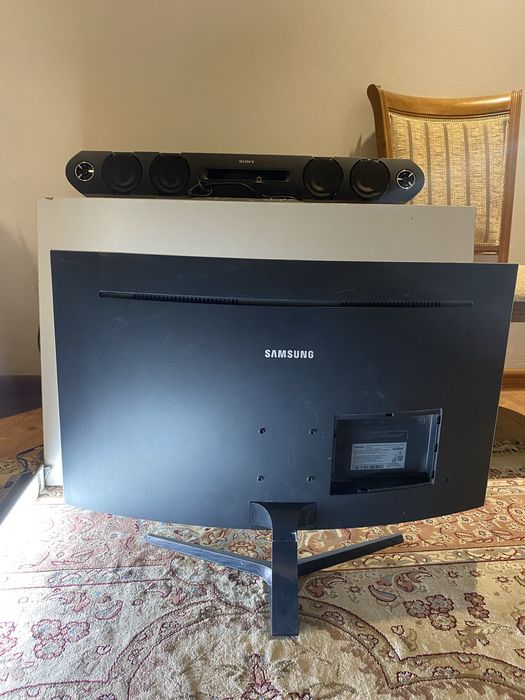 Монитор Samsung болшой