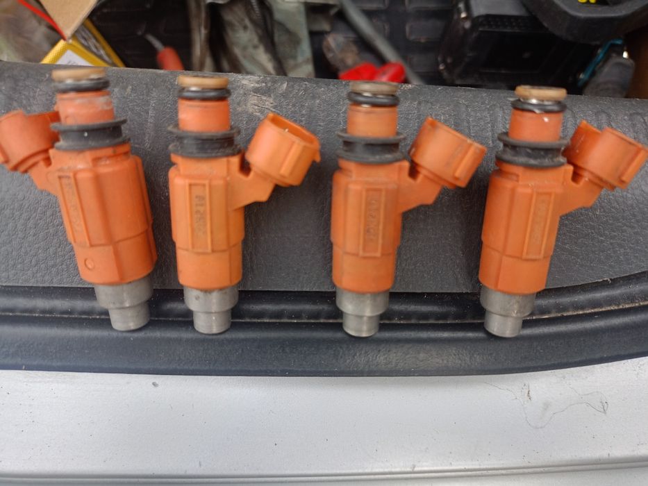 Форсунка Лансер 9