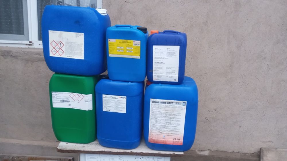 Канистрлер бар пласмас