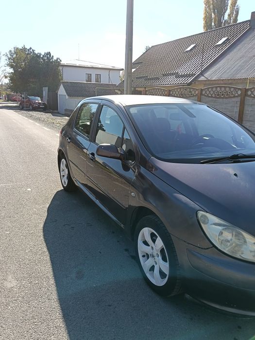 Vând Peugeot 307 D 2000