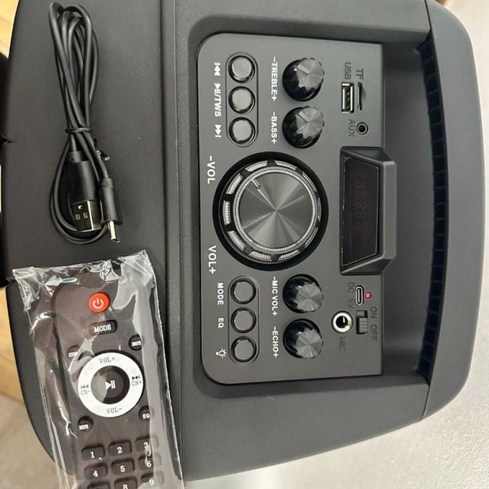 Караоке тонколона със светлини ZQS8210