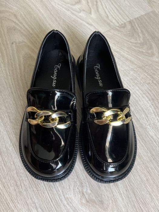 Лоферы в школу 31-32 размер