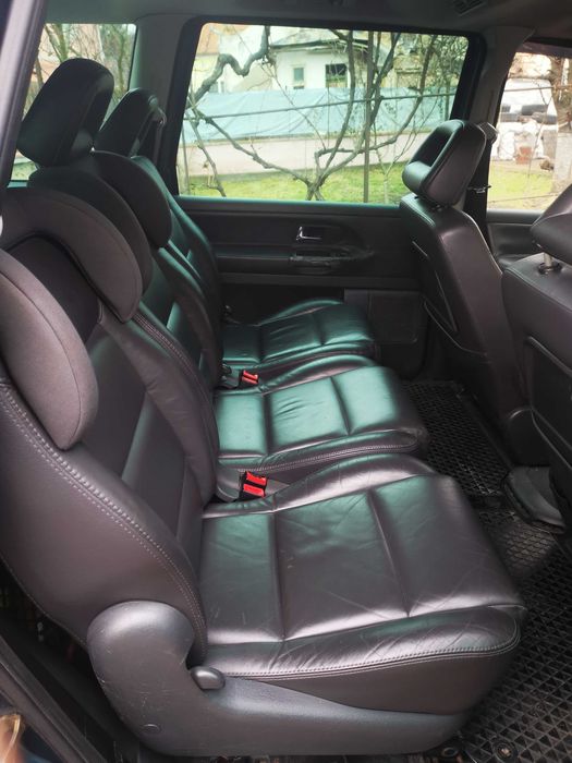 De vanzare vw sharan 1.9 tdi