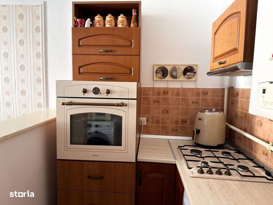 Apartament finisat modern, strada Horea