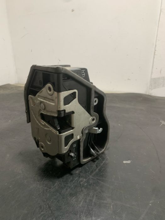 Broasca usa stanga spate BMW Seria 5 E60 E61 | 7036171