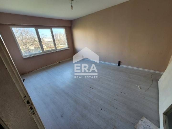 Гарсониерав кв. Владиславово за продажба, с площ 45 кв.