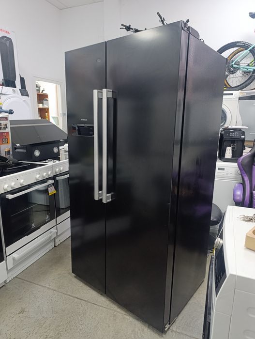 Американски двукрилен Хладилник Inventum