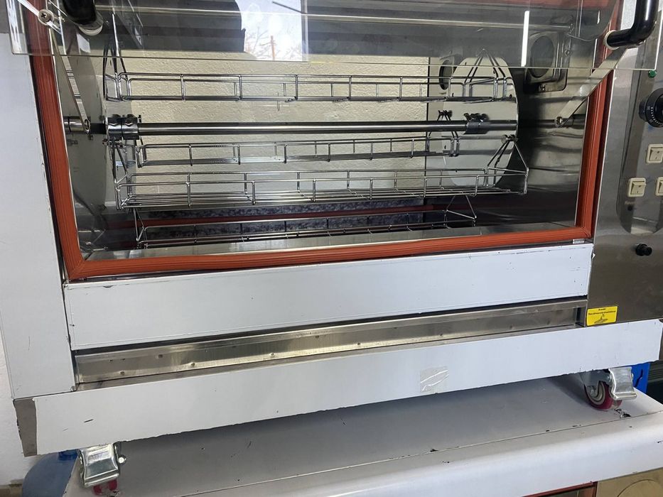 1.Грилове за пилета нови  на газ или на ток със защита със кошници