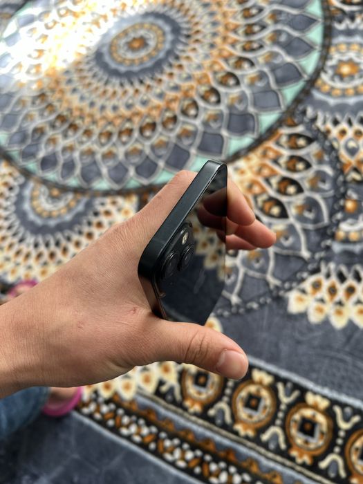 айфон 13 в хорошем состояний