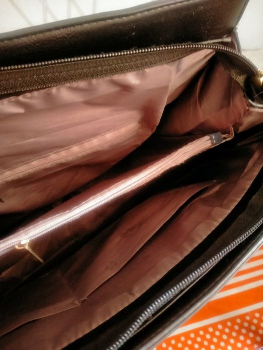 Сумка дамская с отделениями