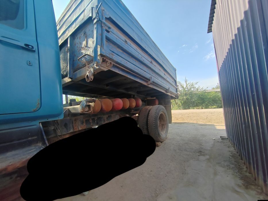 Gaz 53 sotiladi xolati yaxshi gaz ballonllari bor