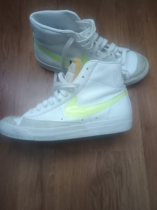 Snickers Nike mărime 40