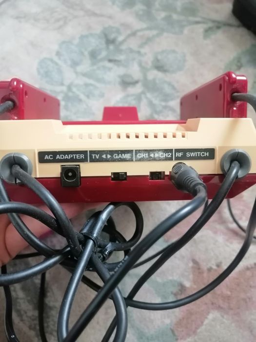 Продам Nintendo Famicom