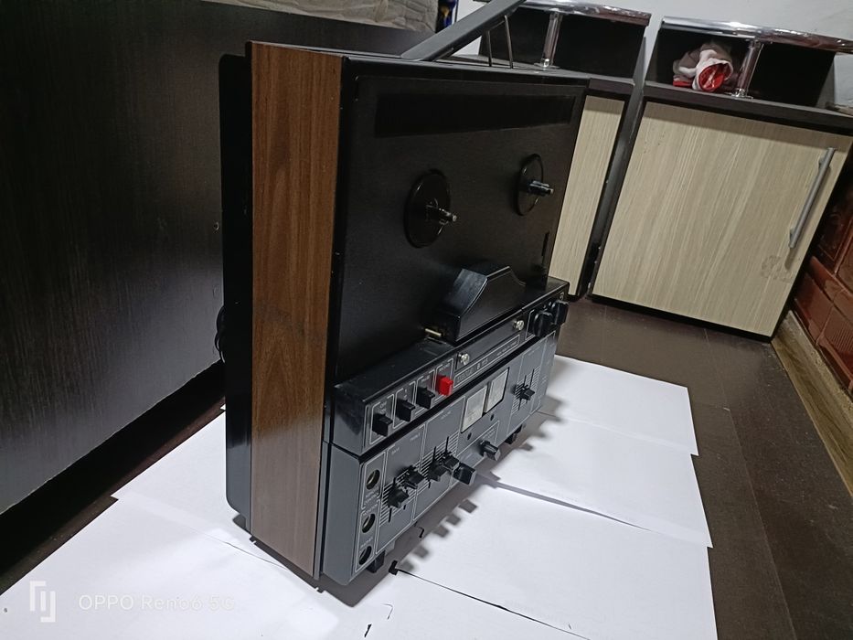 Magnetofon Tesla B115