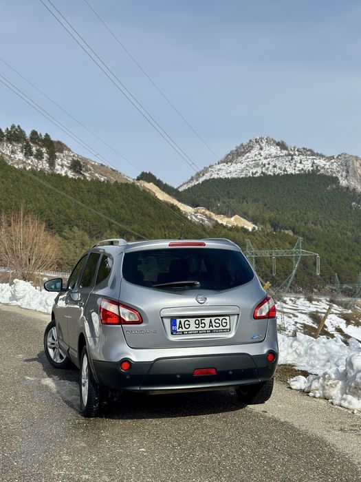 Nissan qashqai+2