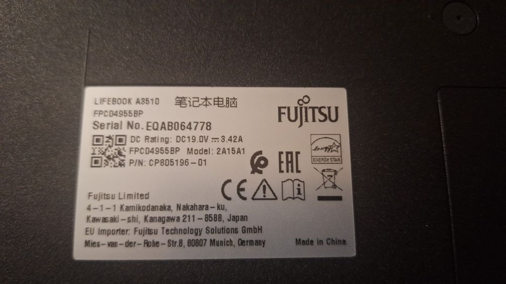 Laptop Fujitsu Lifebook, i5-1035G1