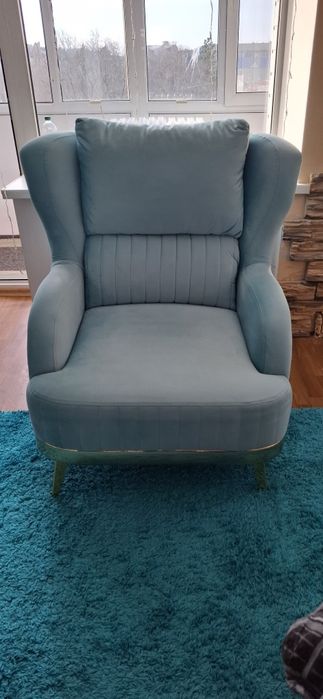 Диван и два кресла, мягкий уголок