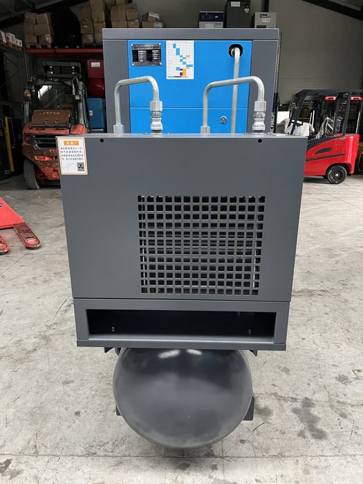 Compresor ZAKF - 15 KW, 13 Bar, cu uscator si rezervor de 400 L