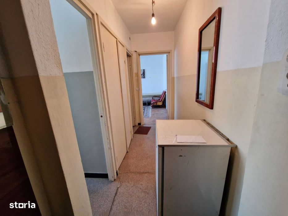 Apartament 2 camere etaj 3 zona Tic-Tac