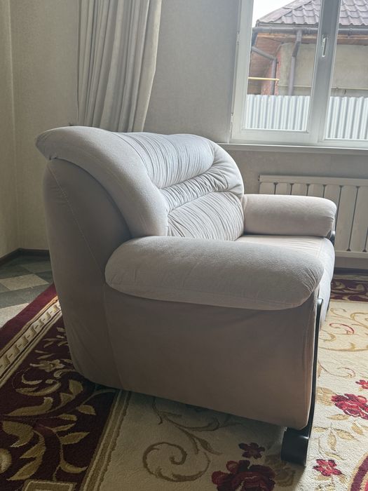 Продам небольшой диван!