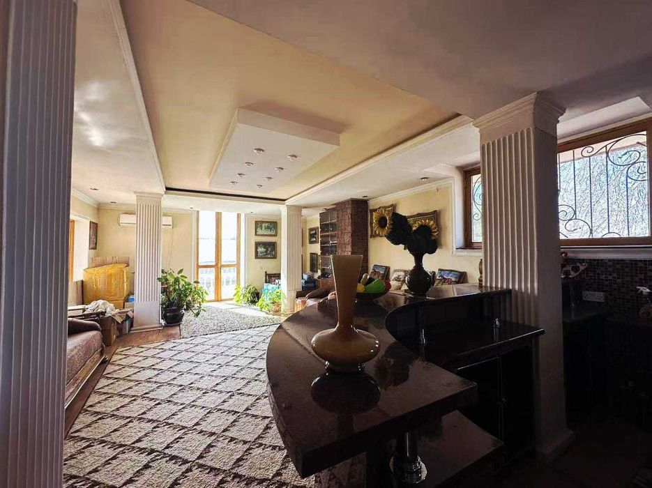 Под бизнес, офис, учеб центр, детсад. Ор-р: Азербайджан ценр, аэропорт