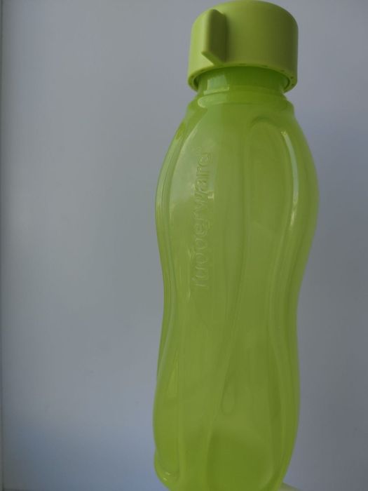 Tupperware бутылочка