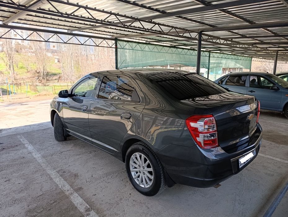 Продаётся автомобиль кобальт