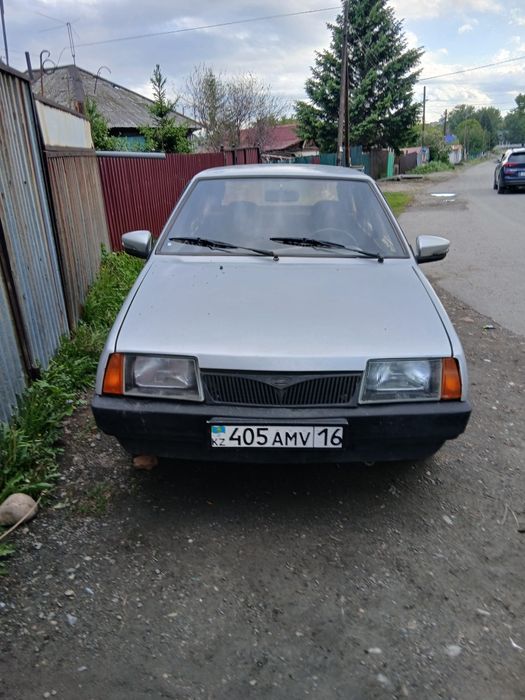 Продам ваз 2109 на ходу