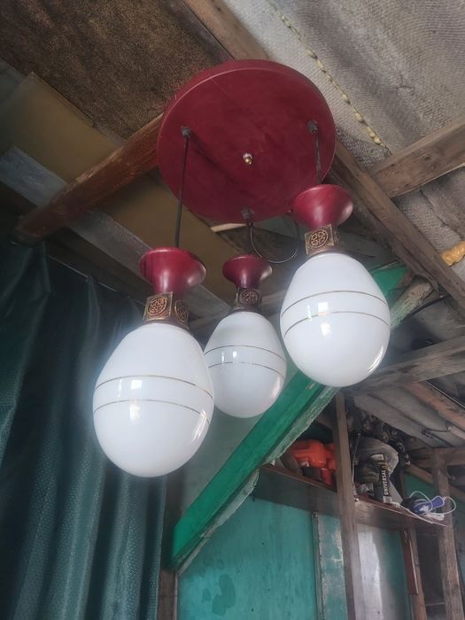 Продам красивые люстры