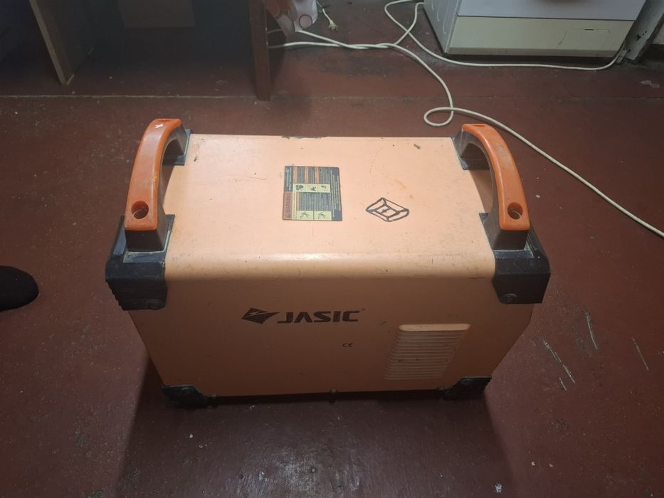 Сварочный аппарат Jasic arc400