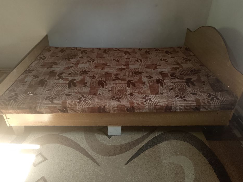 Продам 2х спальный диван