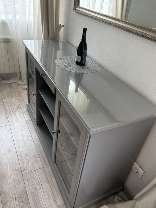 Комод в гостинную