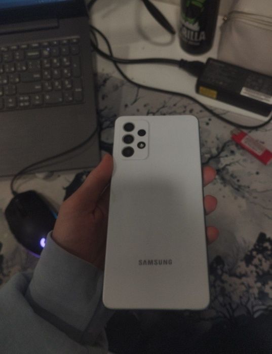 Продам Samsung A72