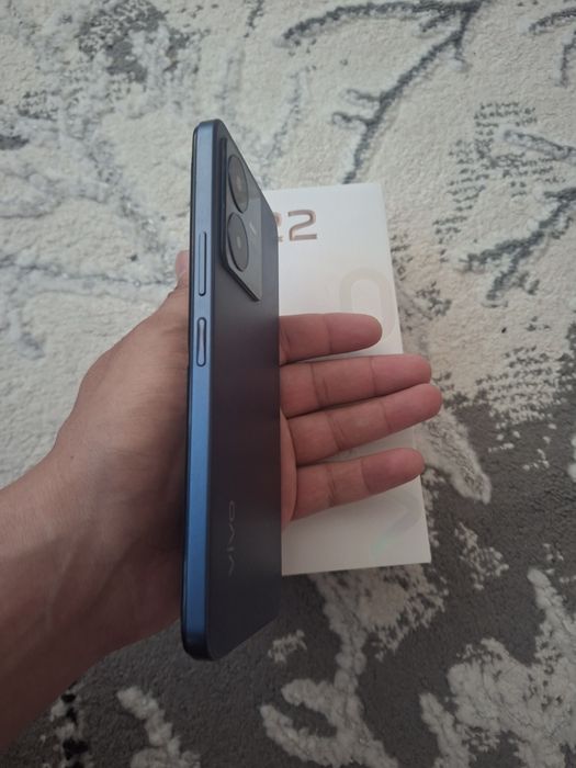 Vivo y 22 sotiladi