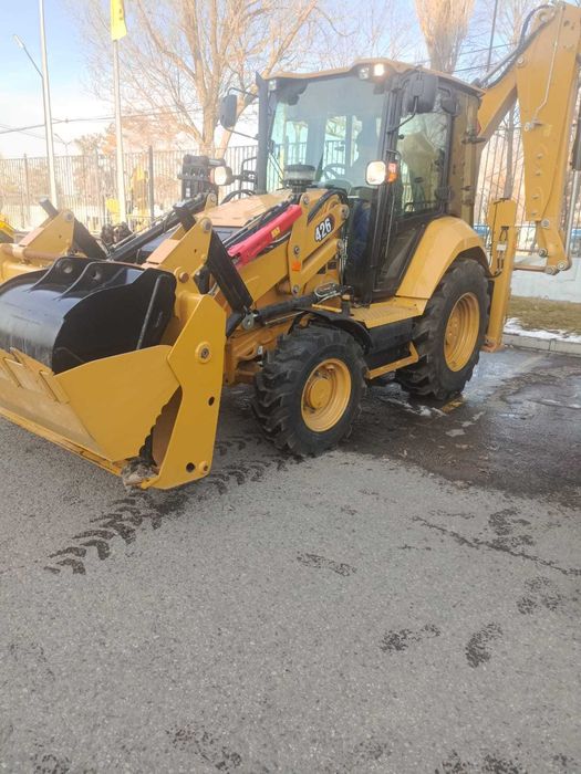 Услуги экскаватора 3в1 САТ