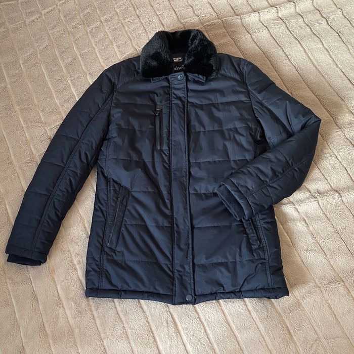 Продам мужскую  куртку