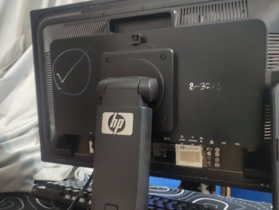 Продам монитор HP