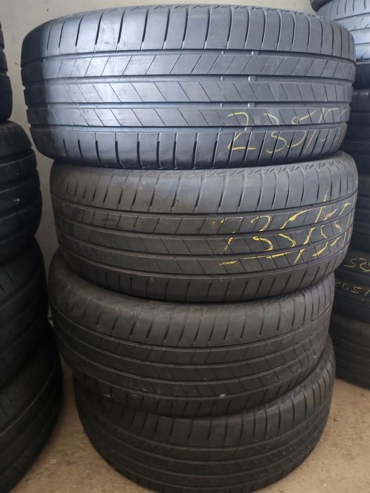 235 55 17, câte 4buc vară Michelin și Bridgestone,5mm