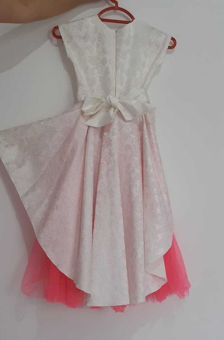 Детское нарядное платье