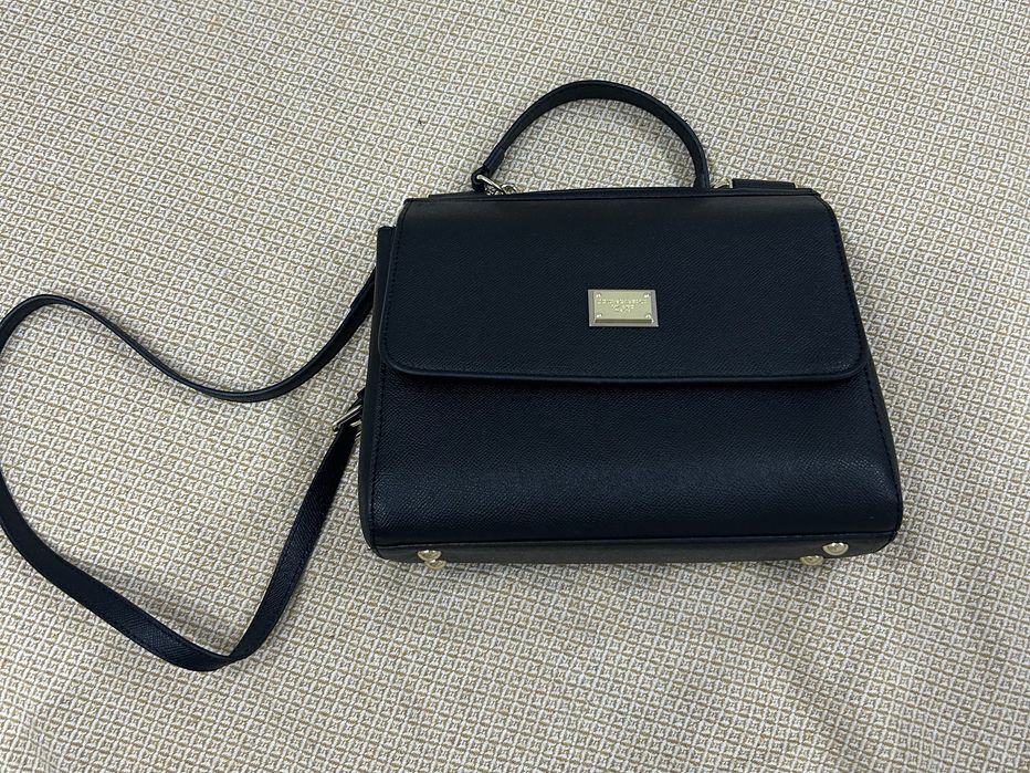 кожанная чёрная сумка от DOLCE&GABBANA